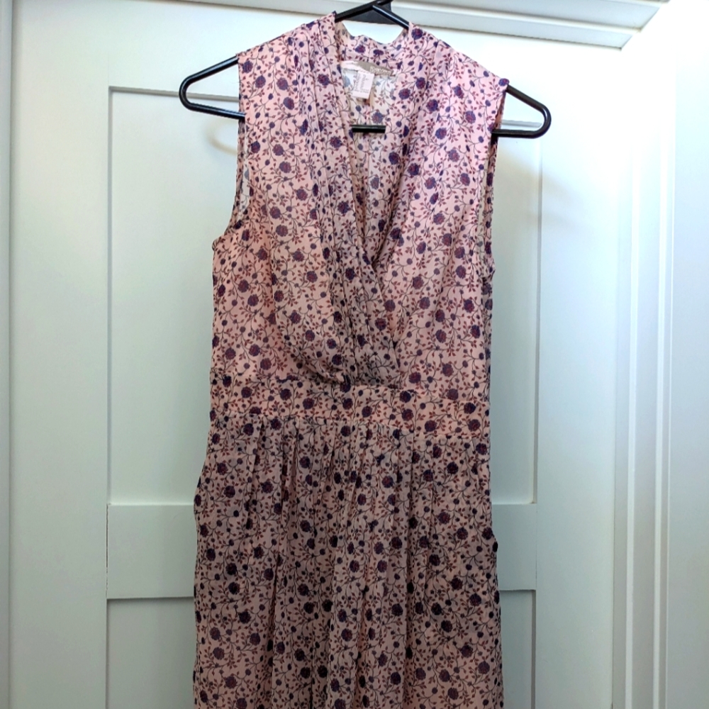 Floral summer dress with pockets